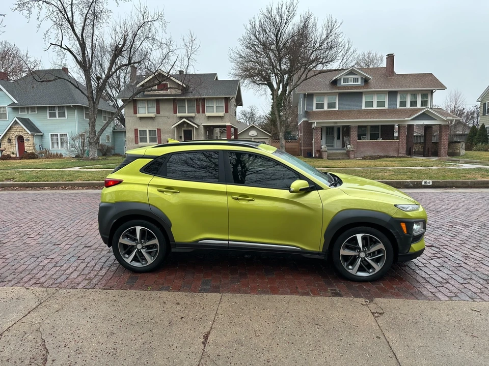 2019 Hyundai Kona - Image 2 of 21