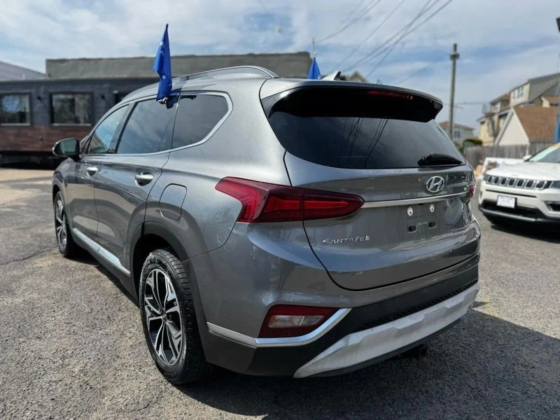 2019 Hyundai Santa Fe - Image 8 of 12