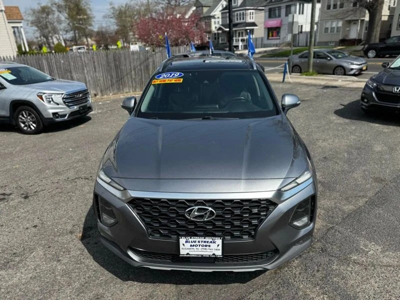 2019 Hyundai Santa Fe - Image 4 of 12