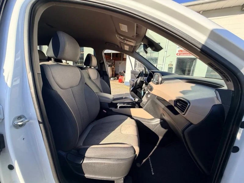 2019 Hyundai Santa Fe - Image 12 of 12