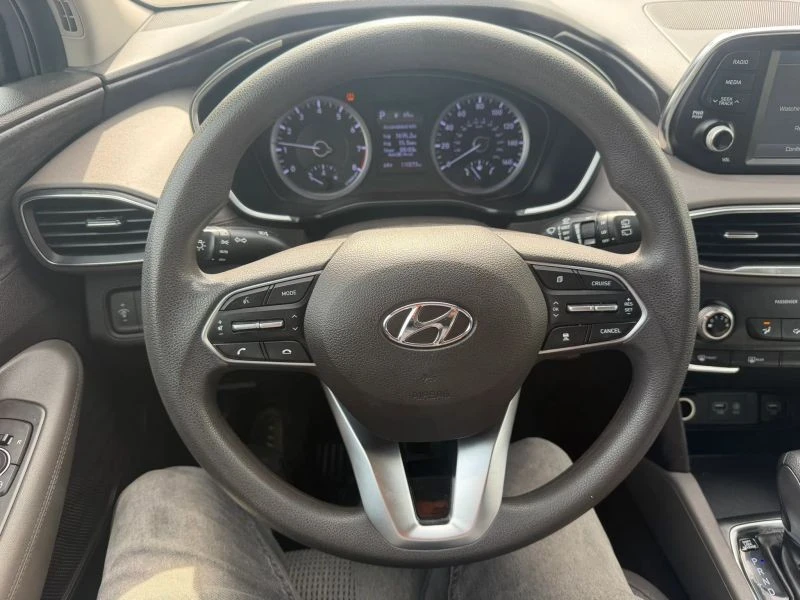 2019 Hyundai Santa Fe - Image 9 of 12