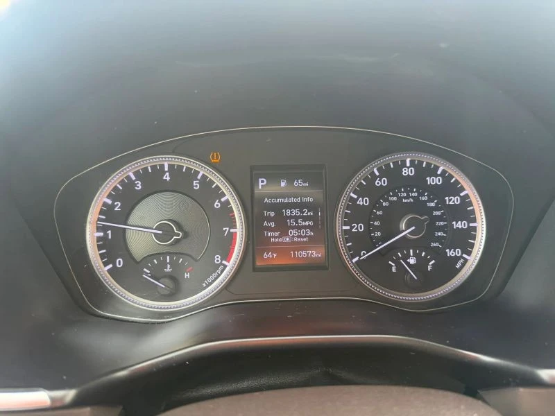 2019 Hyundai Santa Fe - Image 7 of 12