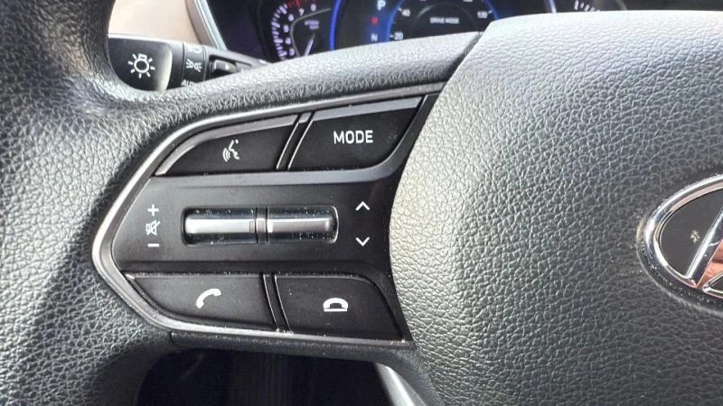 2019 Hyundai Santa Fe - Image 12 of 12