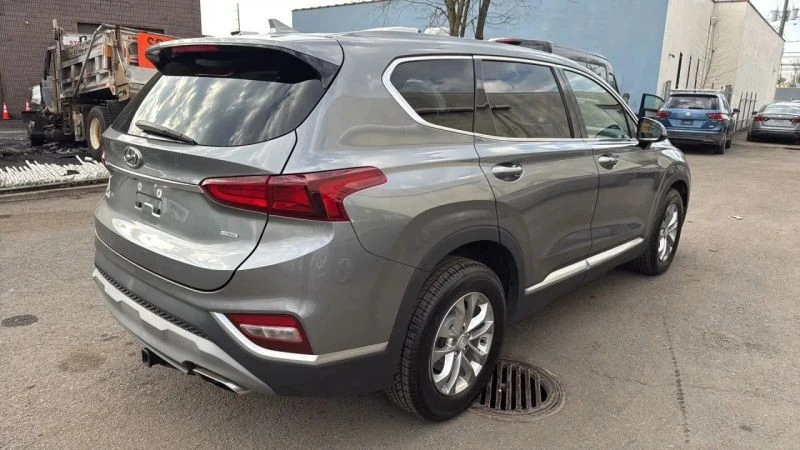 2019 Hyundai Santa Fe - Image 5 of 12