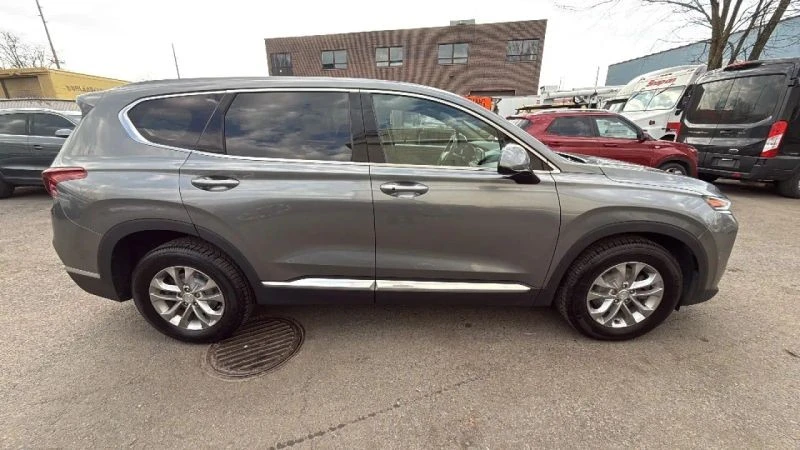 2019 Hyundai Santa Fe - Image 4 of 12