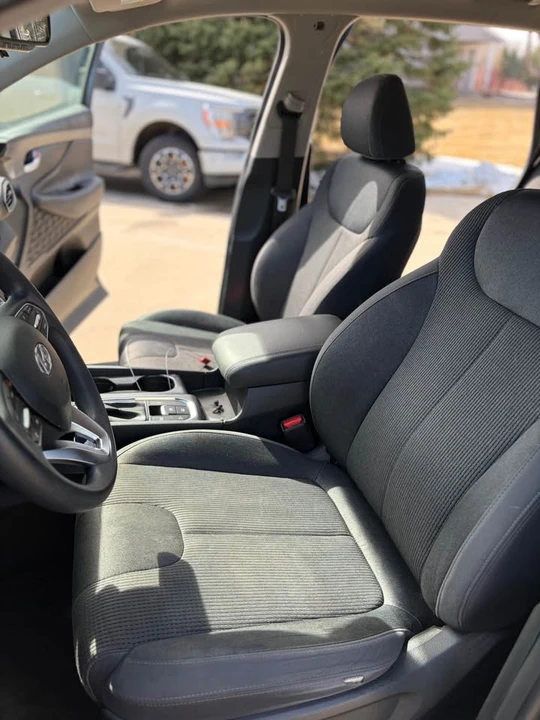 2019 Hyundai Santa Fe - Image 7 of 7