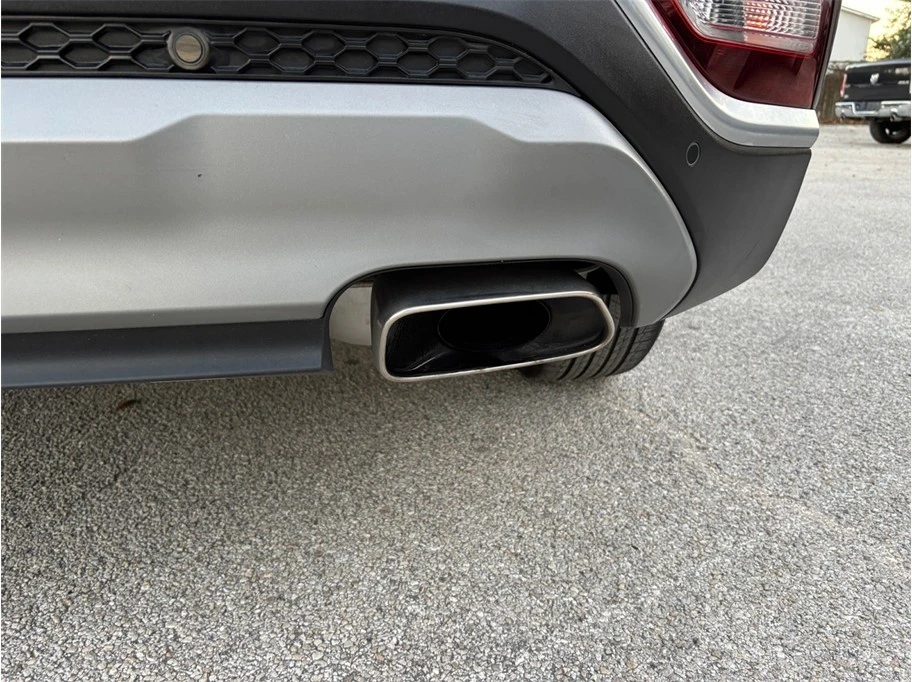 2019 Hyundai Santa Fe - Image 17 of 21