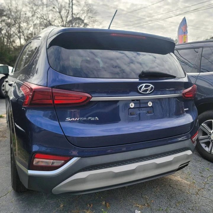2019 Hyundai Santa Fe - Image 4 of 12