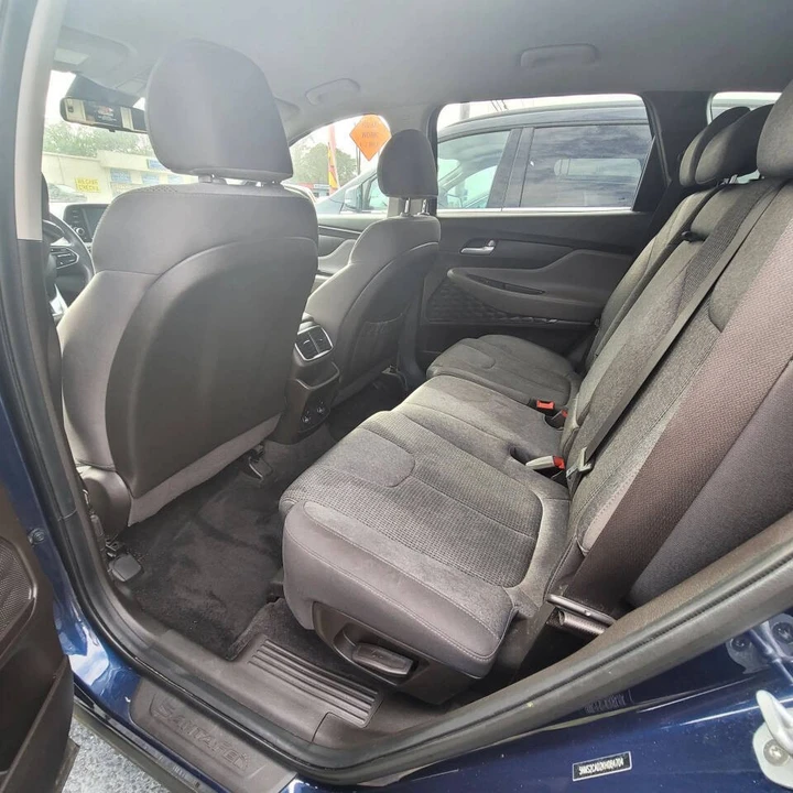 2019 Hyundai Santa Fe - Image 10 of 12