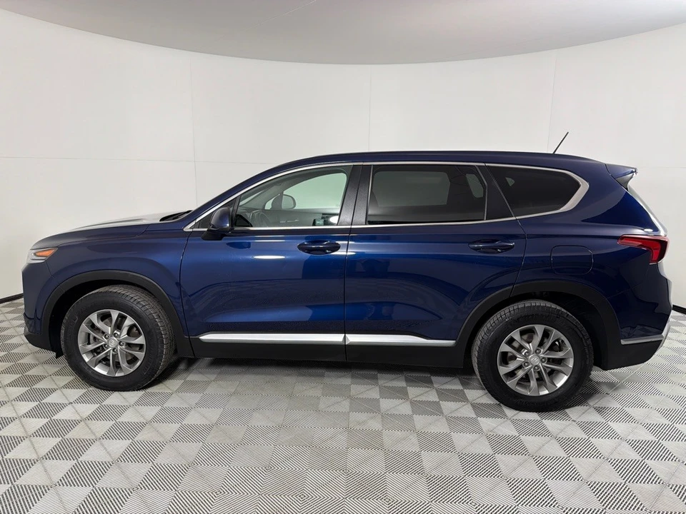 2019 Hyundai Santa Fe - Image 8 of 12