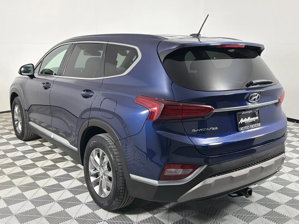 2019 Hyundai Santa Fe - Image 7 of 12