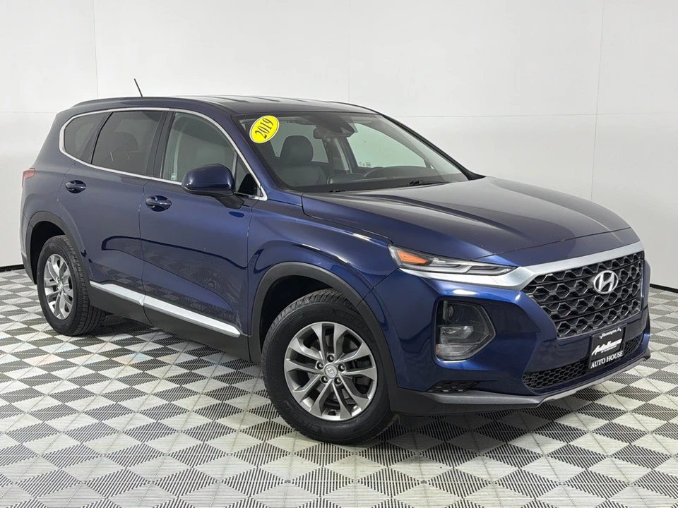 2019 Hyundai Santa Fe - Image 2 of 12