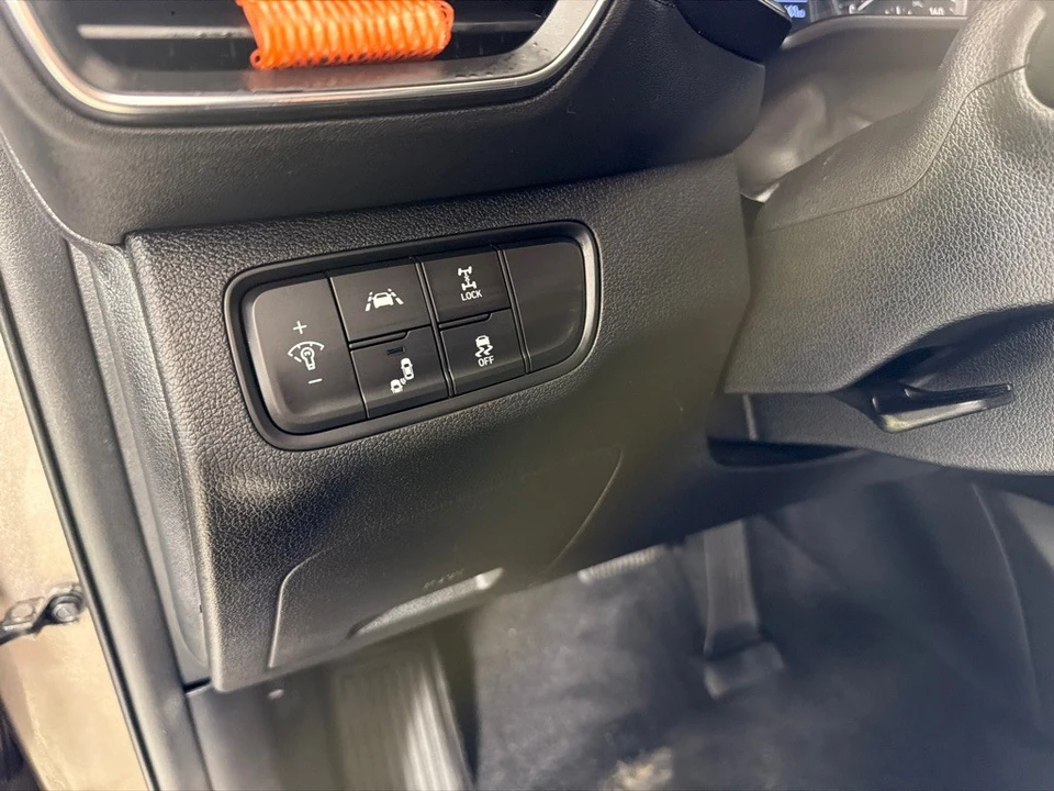 2019 Hyundai Santa Fe - Image 12 of 21