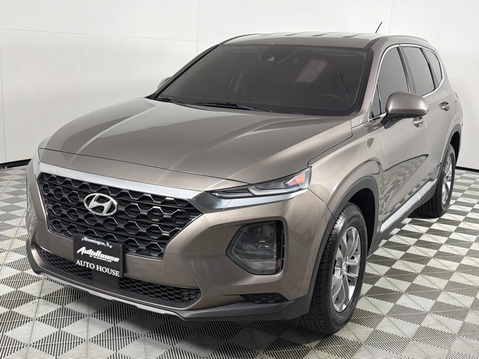 2019 Hyundai Santa Fe - Image 10 of 21