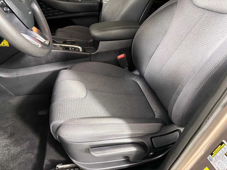 2019 Hyundai Santa Fe - Image 11 of 21