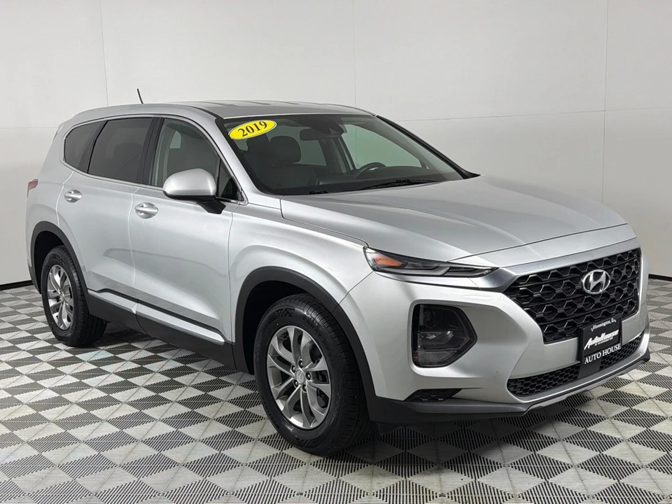 2019 Hyundai Santa Fe - Image 3 of 12