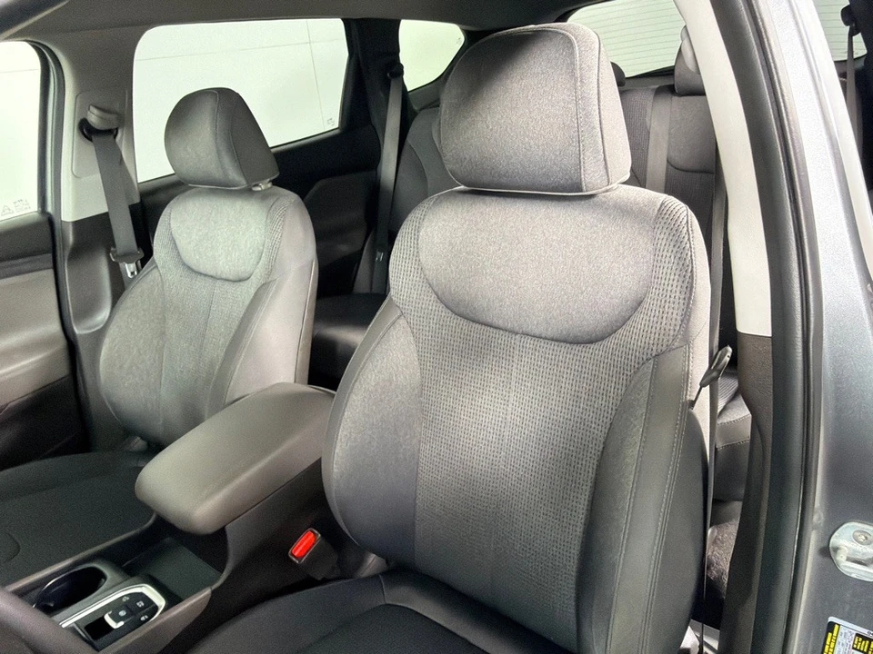 2019 Hyundai Santa Fe - Image 12 of 12