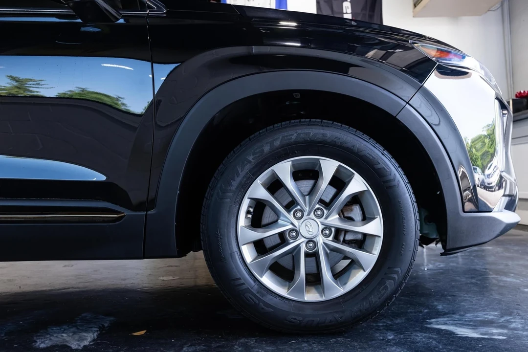 2019 Hyundai Santa Fe - Image 19 of 21