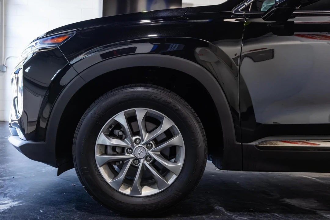 2019 Hyundai Santa Fe - Image 4 of 21