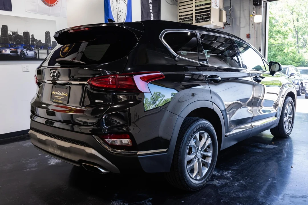 2019 Hyundai Santa Fe - Image 14 of 21