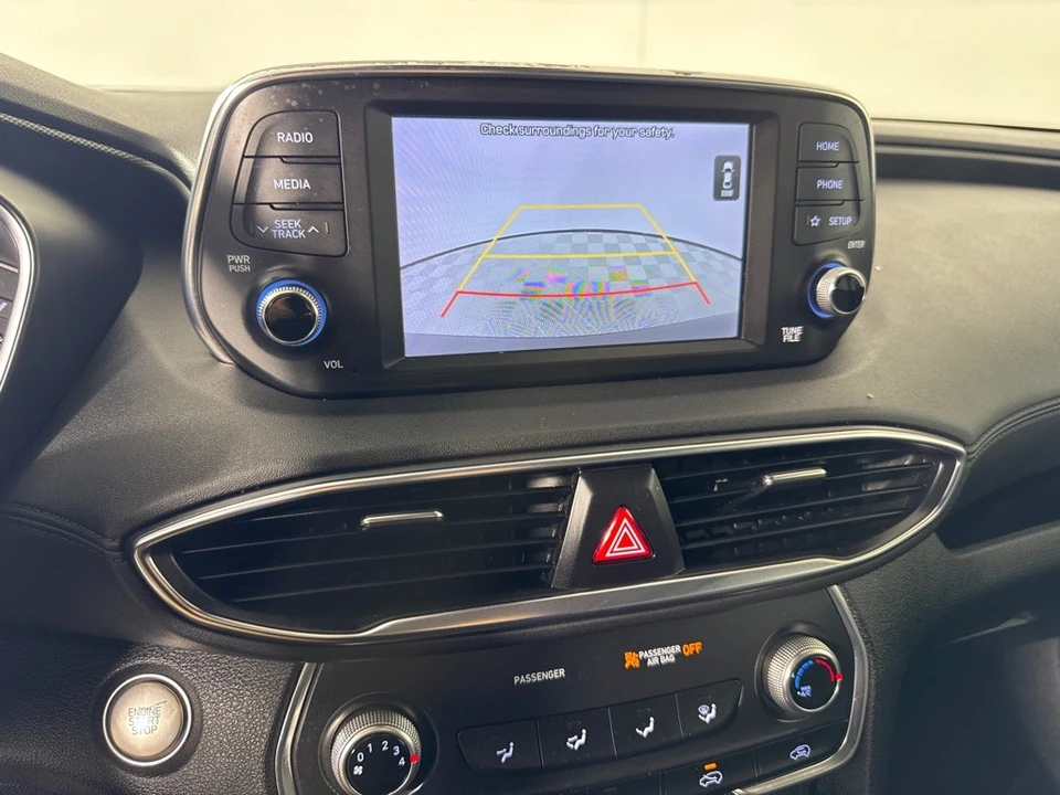 2019 Hyundai Santa Fe - Image 18 of 21