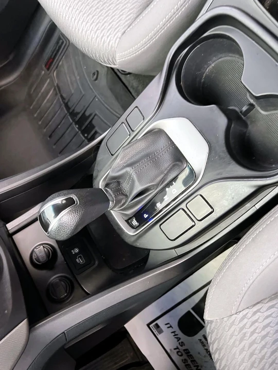 2019 Hyundai Santa Fe - Image 20 of 21
