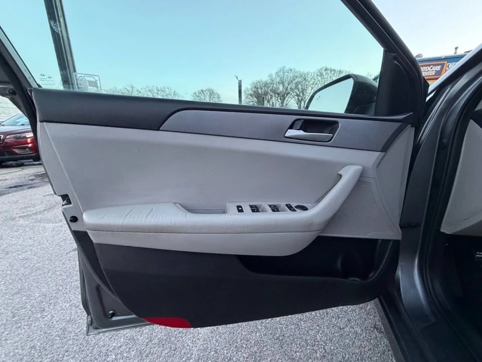 2019 Hyundai Sonata - Image 17 of 20