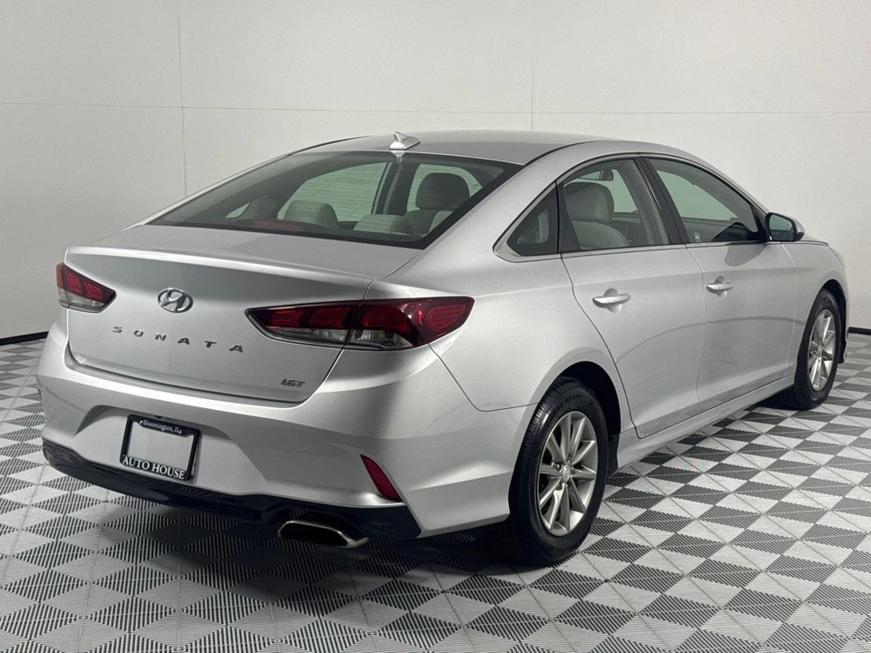 2019 Hyundai Sonata - Image 5 of 12
