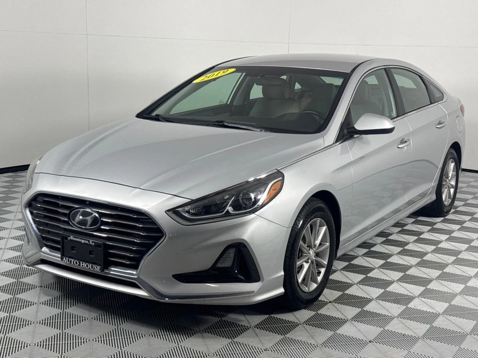 2019 Hyundai Sonata - Image 11 of 12