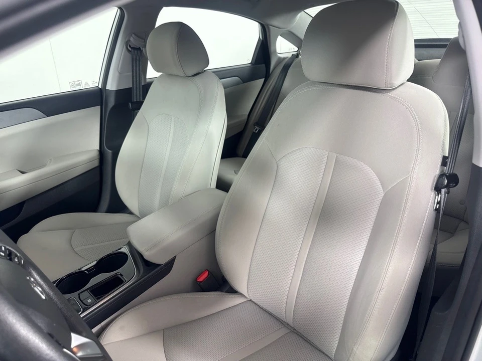 2019 Hyundai Sonata - Image 14 of 21