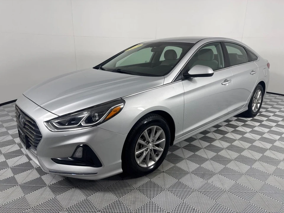 2019 Hyundai Sonata - Image 10 of 12