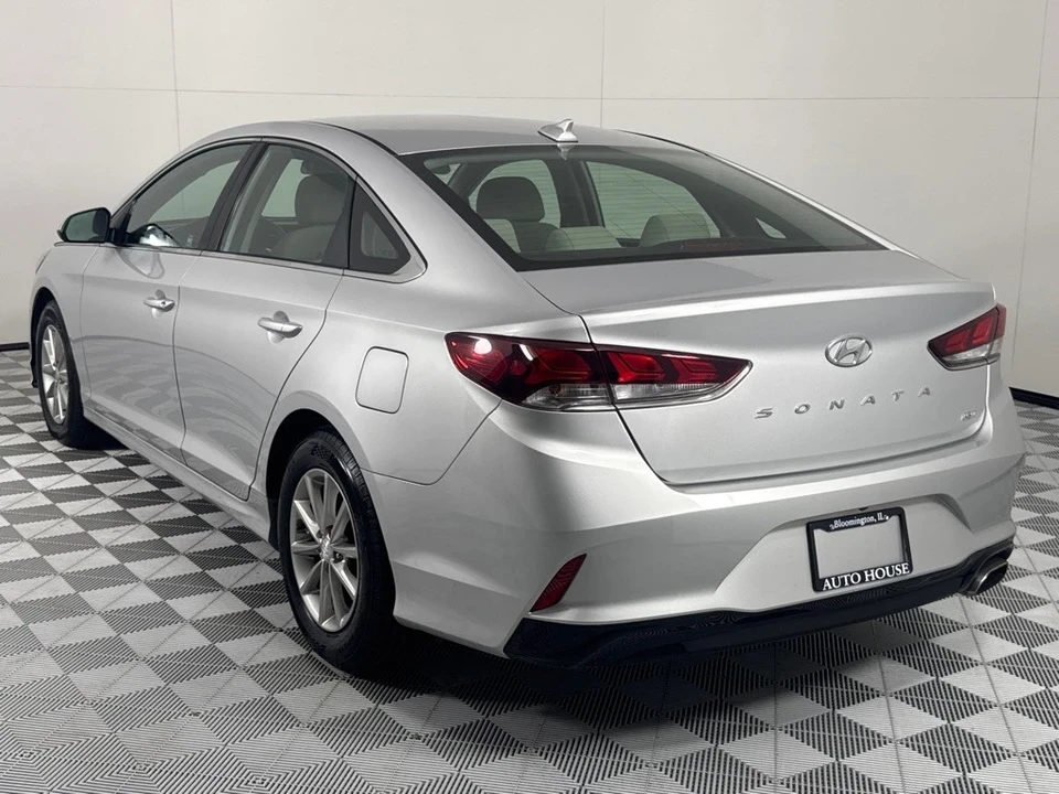 2019 Hyundai Sonata - Image 7 of 12