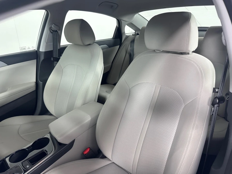 2019 Hyundai Sonata - Image 15 of 21