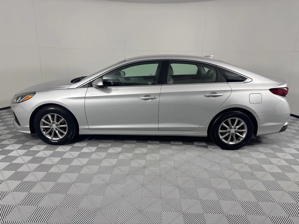 2019 Hyundai Sonata - Image 9 of 21