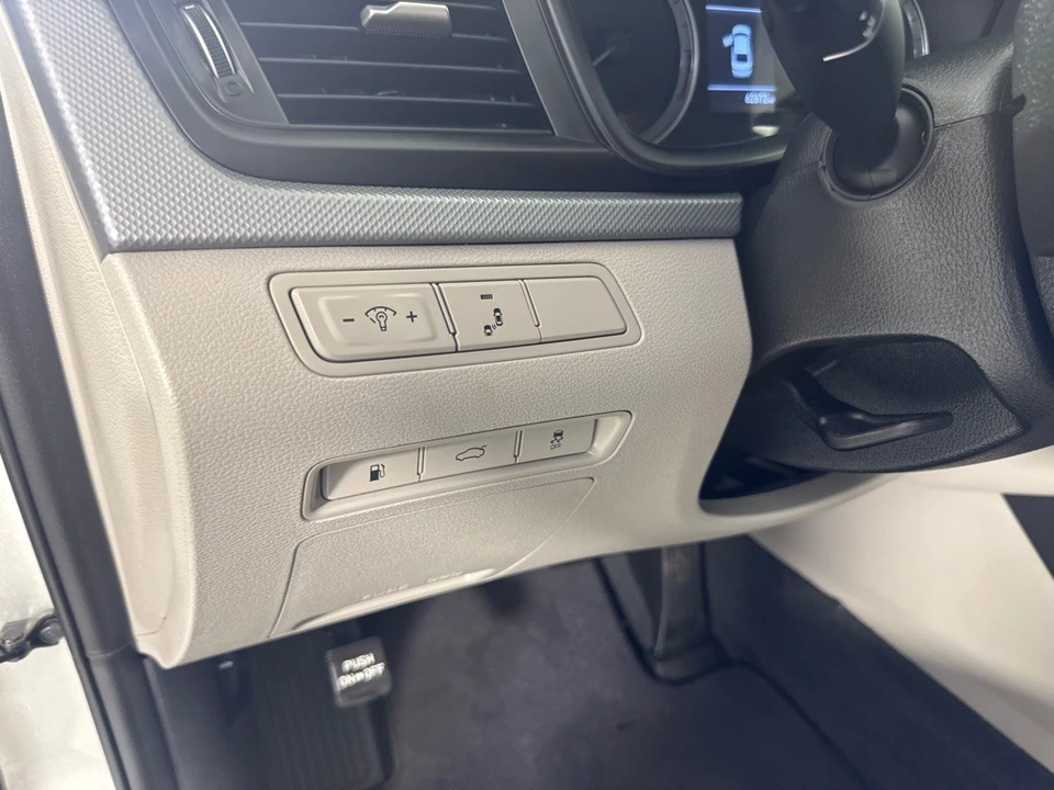 2019 Hyundai Sonata - Image 16 of 21