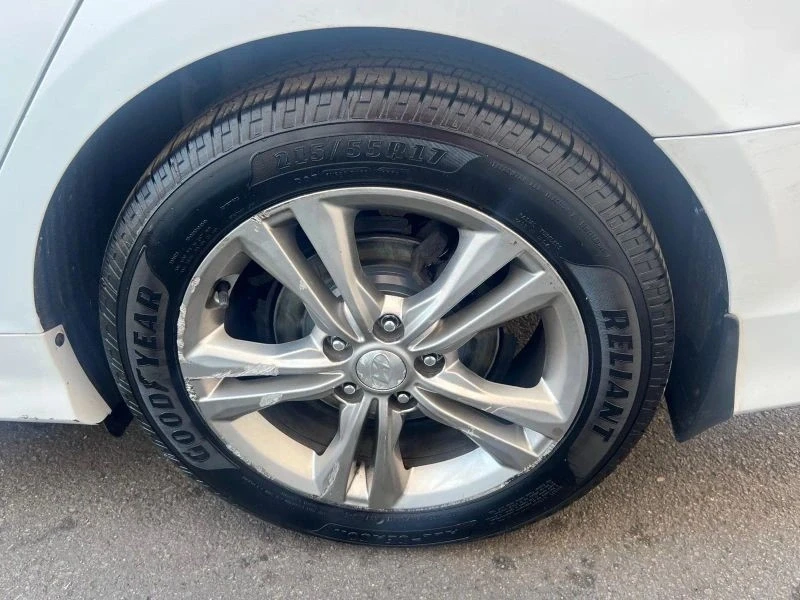 2019 Hyundai Sonata - Image 10 of 12