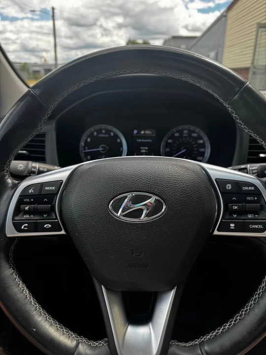 2019 Hyundai Sonata - Image 10 of 20