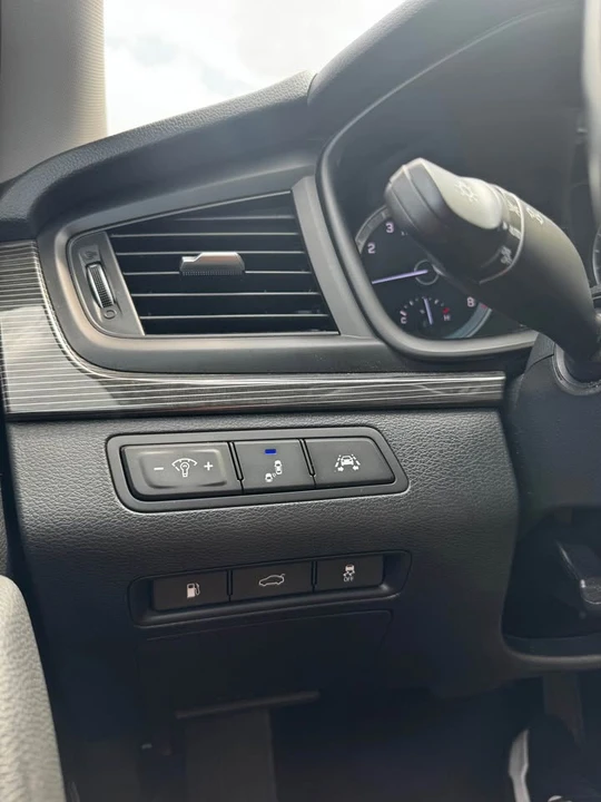 2019 Hyundai Sonata - Image 12 of 20