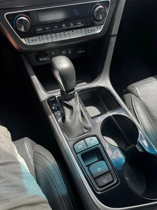 2019 Hyundai Sonata - Image 14 of 20