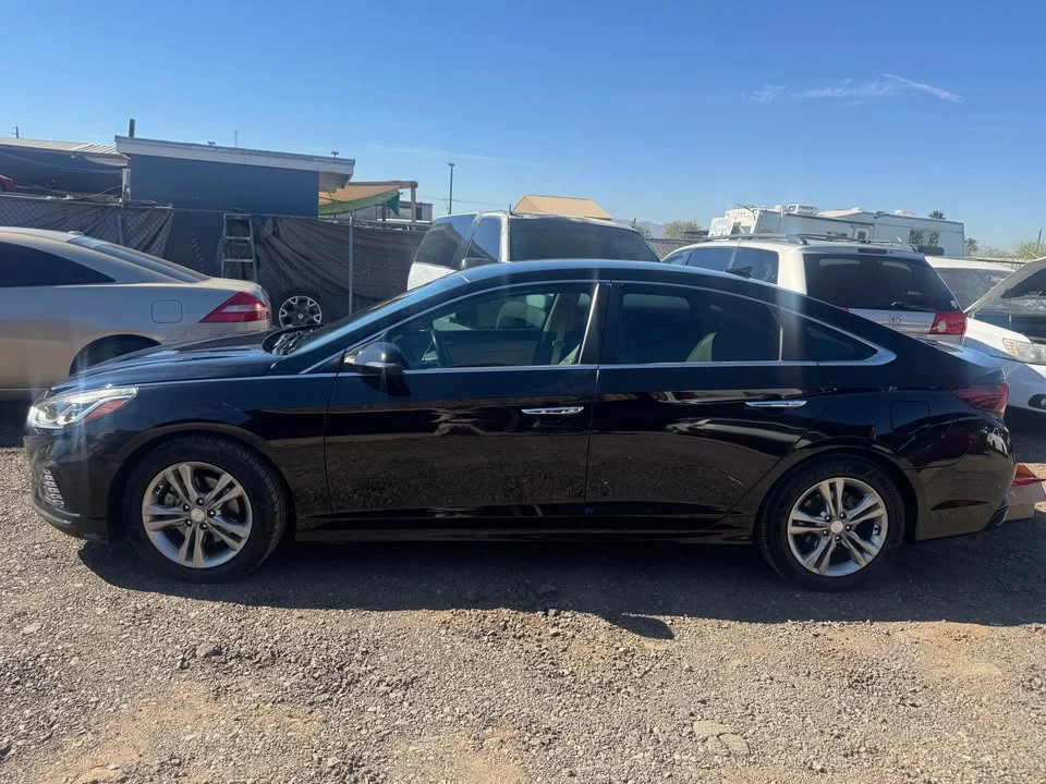 2019 Hyundai Sonata - Image 2 of 13