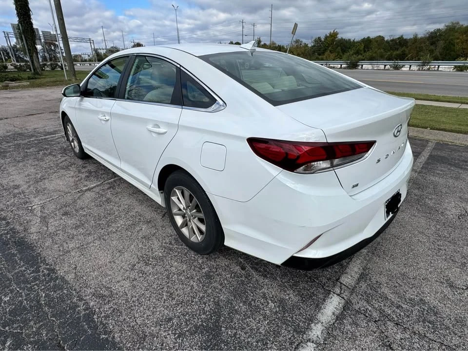 2019 Hyundai Sonata - Image 4 of 13