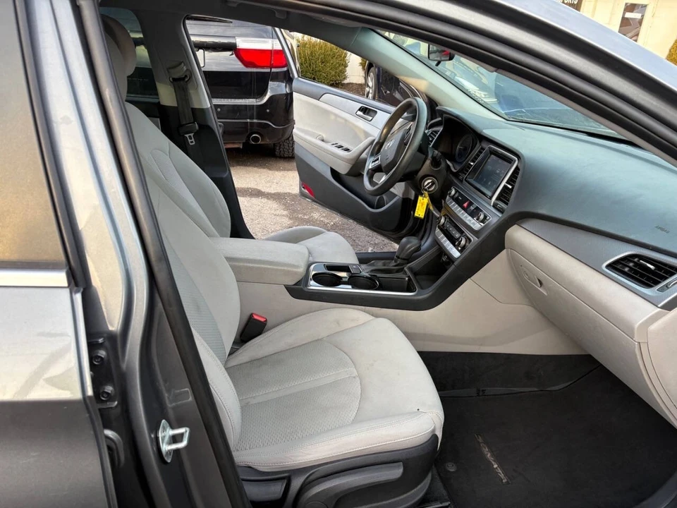2019 Hyundai Sonata - Image 10 of 12