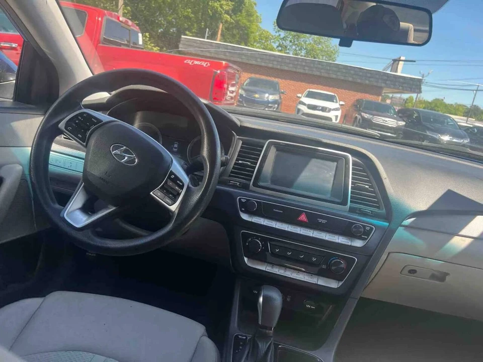 2019 Hyundai Sonata - Image 6 of 21