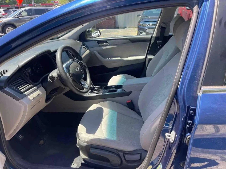2019 Hyundai Sonata - Image 16 of 21