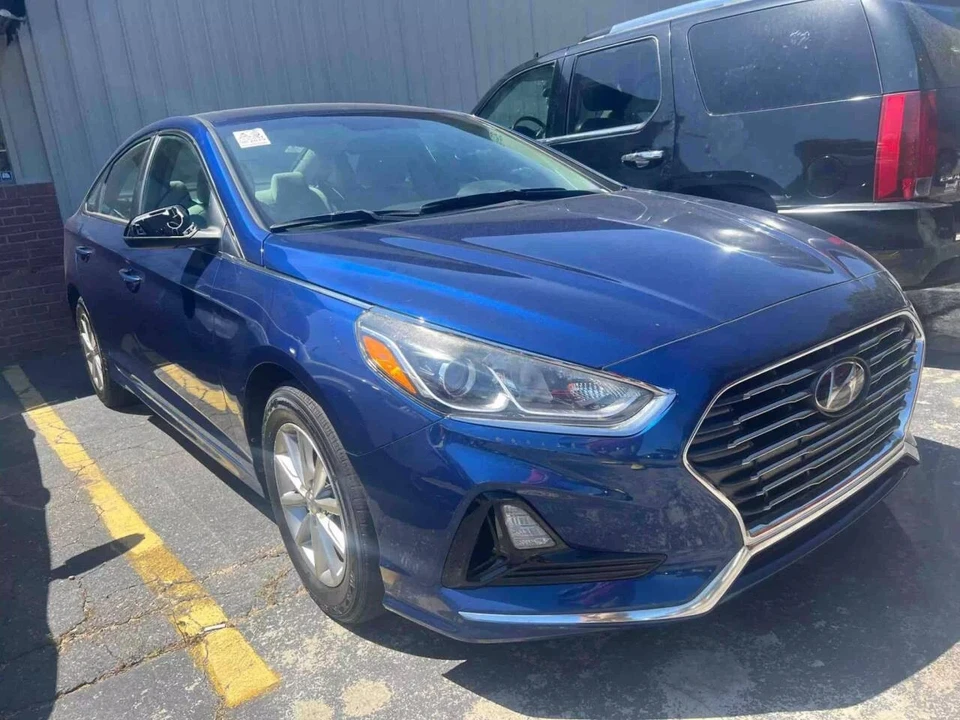 2019 Hyundai Sonata - Image 2 of 21