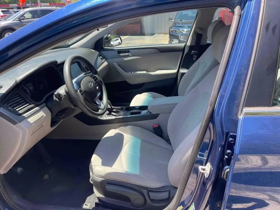 2019 Hyundai Sonata - Image 15 of 21