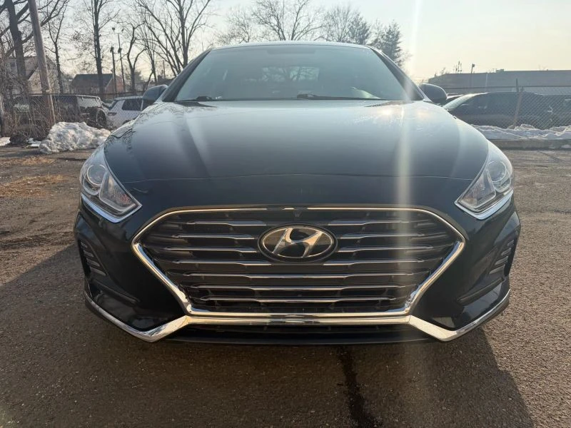 2019 Hyundai Sonata - Image 2 of 12