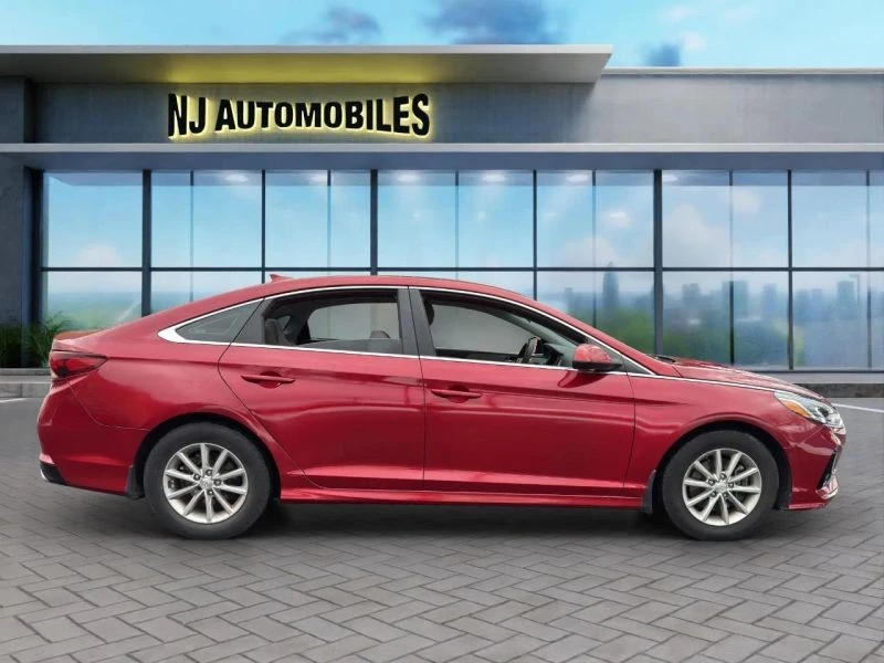 2019 Hyundai Sonata - Image 8 of 12