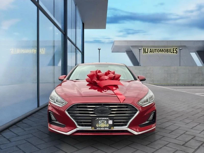 2019 Hyundai Sonata - Image 2 of 12