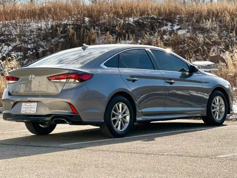 2019 Hyundai Sonata - Image 8 of 12